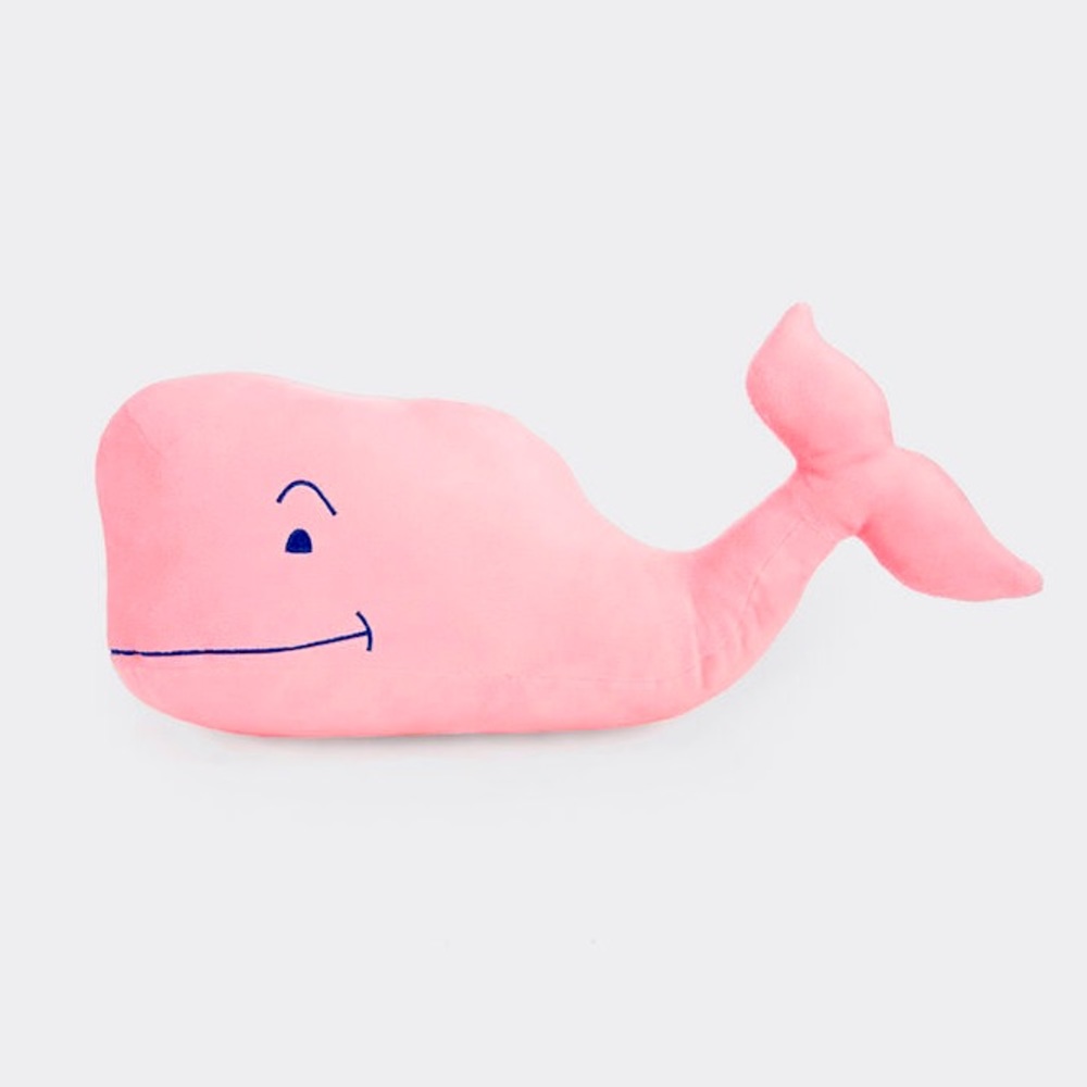 Vineyard Vines Whale Plush 🐳